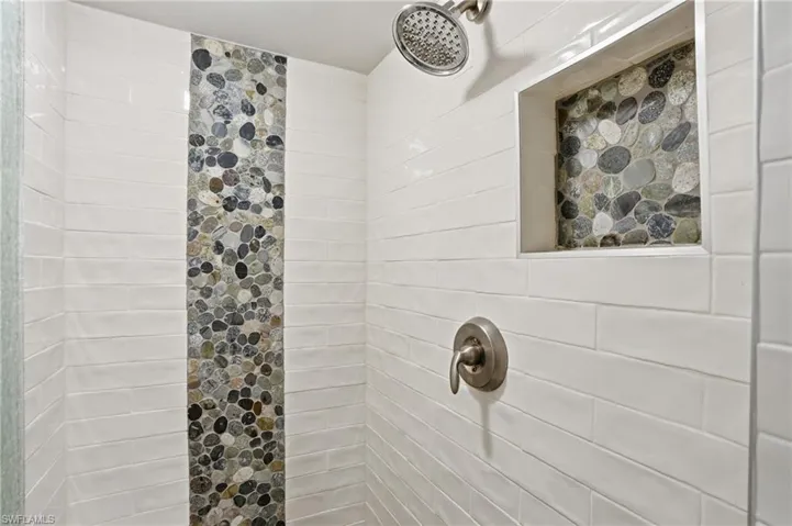 2400 Gulf Shore Blvd N 603, Naples, Florida 34103