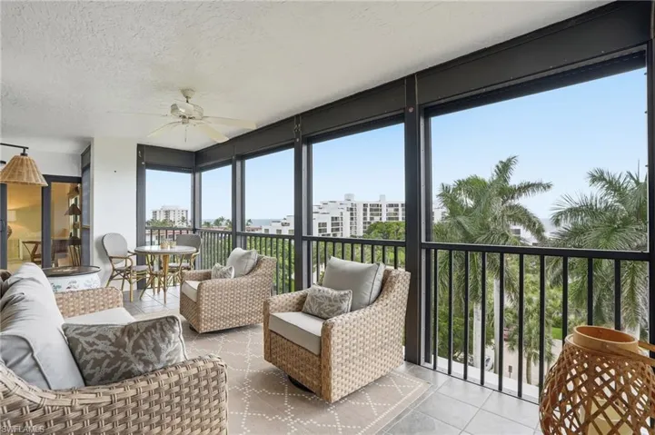 2400 Gulf Shore Blvd N 603, Naples, Florida 34103