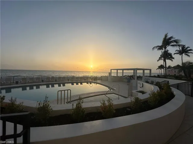 2400 Gulf Shore Blvd N 603, Naples, Florida 34103
