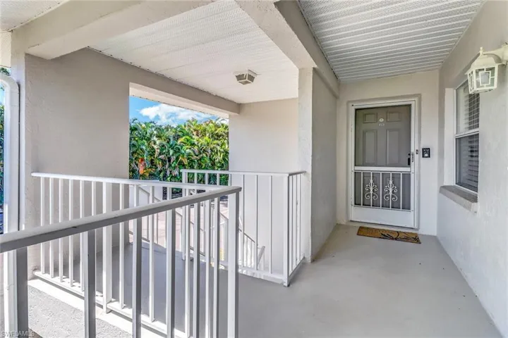 1358 Derbyshire Ct F201, Naples, Florida 34116