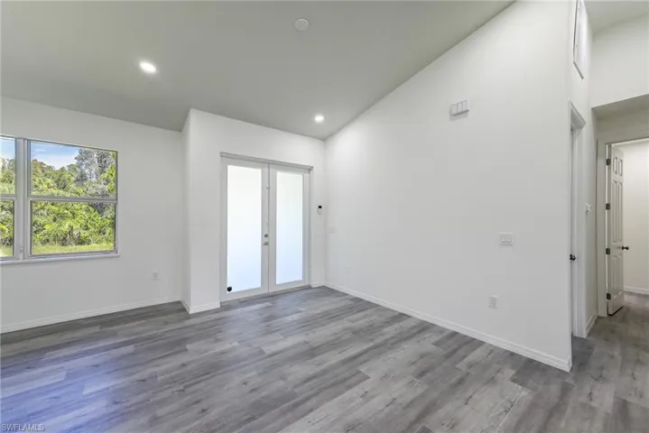 370 Chalet Ave S, Lehigh Acres, Florida 33974