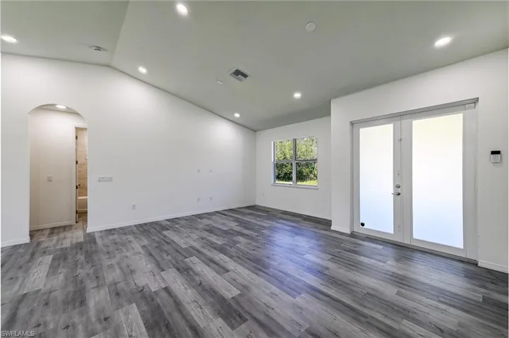 370 Chalet Ave S, Lehigh Acres, Florida 33974