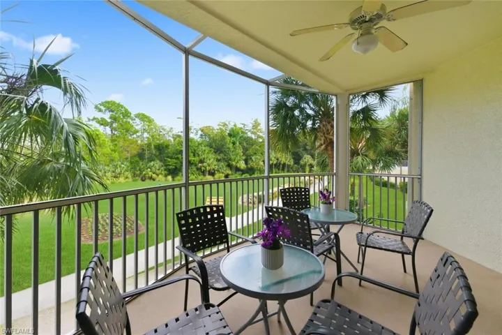 4863 Hampshire Ct # 106, Naples, Florida 34112