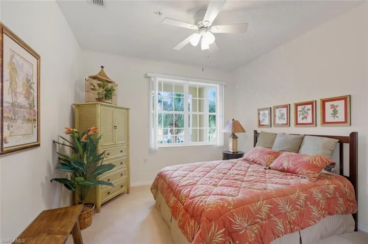 4863 Hampshire Ct # 106, Naples, Florida 34112
