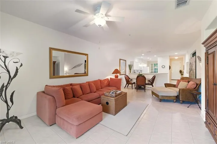 4863 Hampshire Ct # 106, Naples, Florida 34112