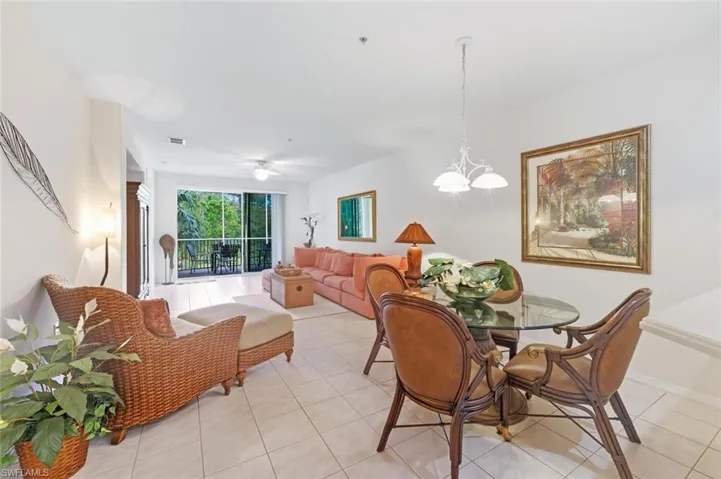 4863 Hampshire Ct # 106, Naples, Florida 34112