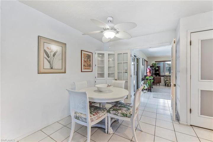 1438 N Larkwood SQ, FORT MYERS FL 33919