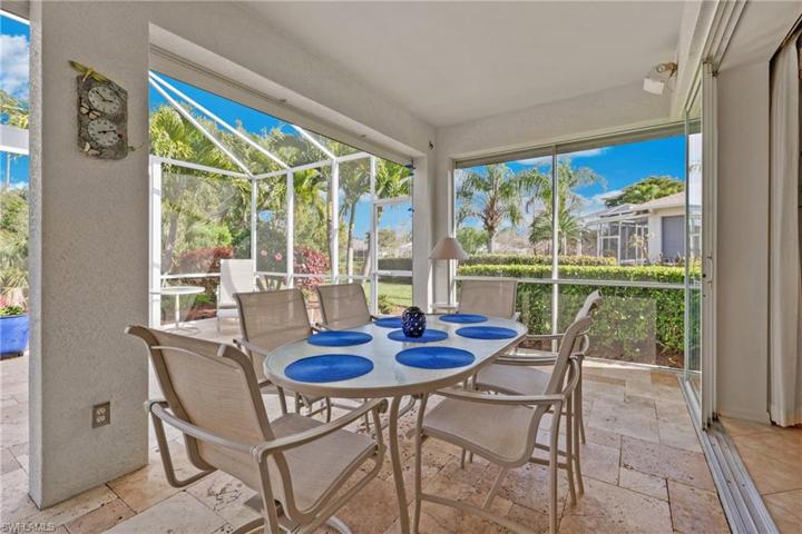 Covered Lanai with Dining Table