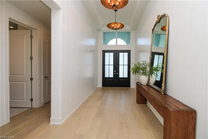 9241 Cayman Dr, Naples, Florida 34114