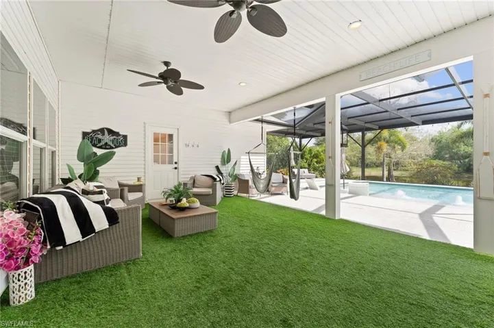 13711 Hickory Run Ln, Fort Myers, Florida 33912