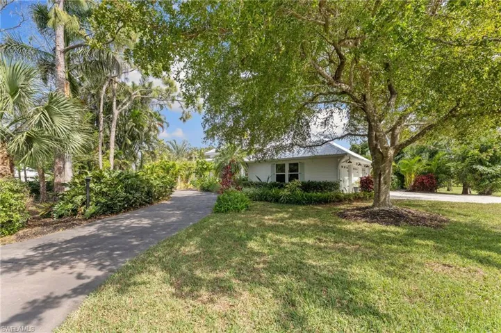 13711 Hickory Run Ln, Fort Myers, Florida 33912