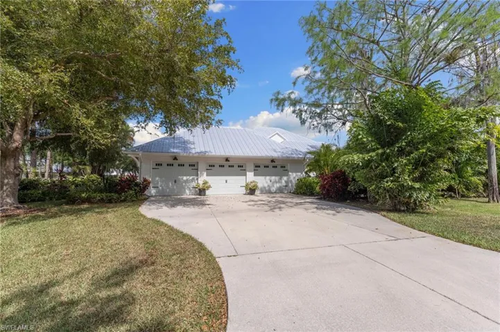 13711 Hickory Run Ln, Fort Myers, Florida 33912