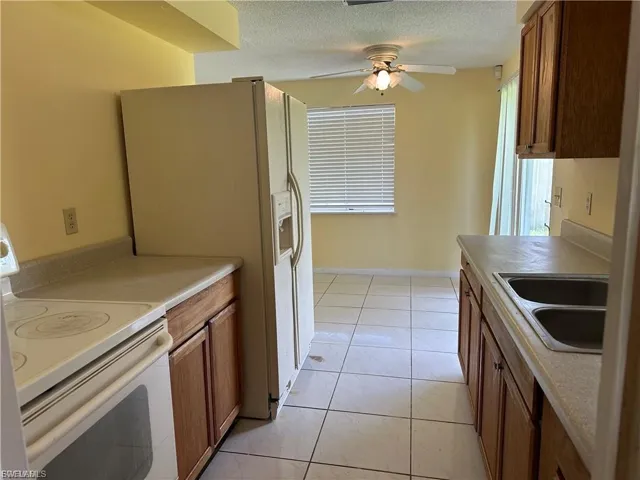 8 Roanoke Dr, Fort Myers, Florida 33905