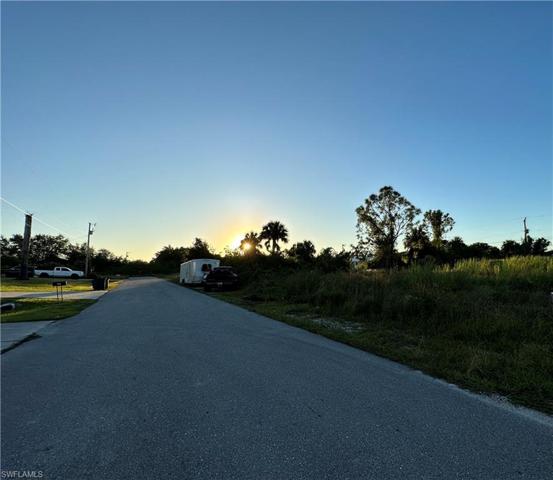 4307 9th ST SW, LEHIGH ACRES FL 33976
