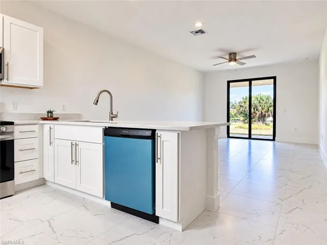 1103/1105 Dean St E, Lehigh Acres, Florida 33974
