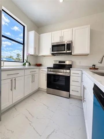 1103/1105 Dean St E, Lehigh Acres, Florida 33974