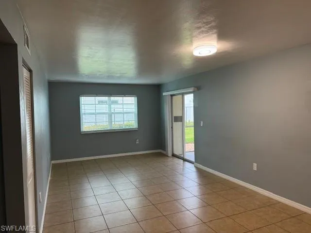 3417  Winkler  AVE, Fort Myers, FL 33916