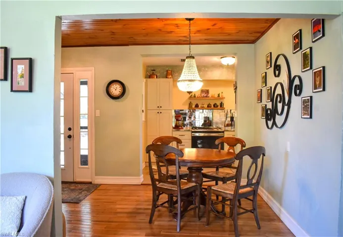 27213 Rio Vista Cir, Bonita Springs, Florida 34135