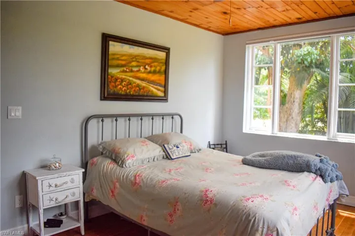 27213 Rio Vista Cir, Bonita Springs, Florida 34135