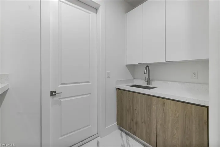 2758 Nw 6th St, Cape Coral Fl 33993