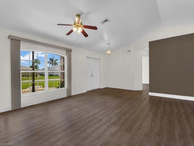 404 Se 28th Ter, Cape Coral, Florida 33904