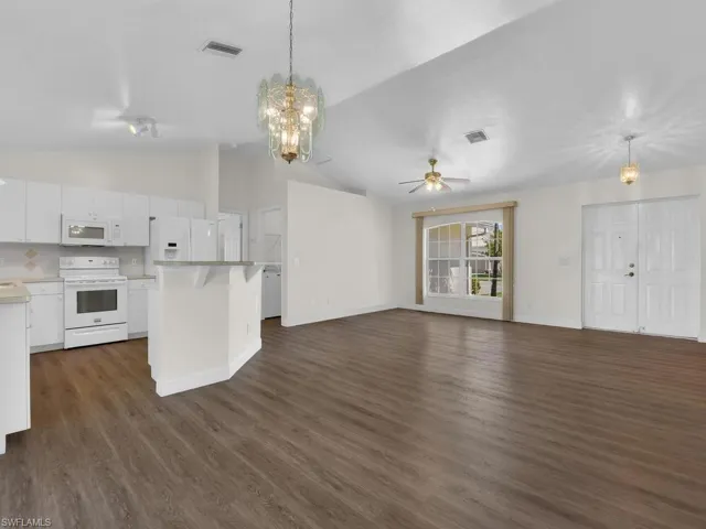 404 Se 28th Ter, Cape Coral, Florida 33904