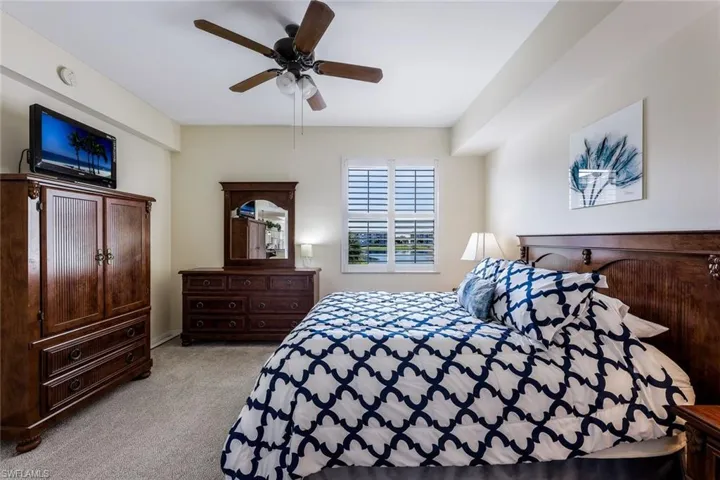 16645  Lake Circle  DR, Fort Myers, FL 33908