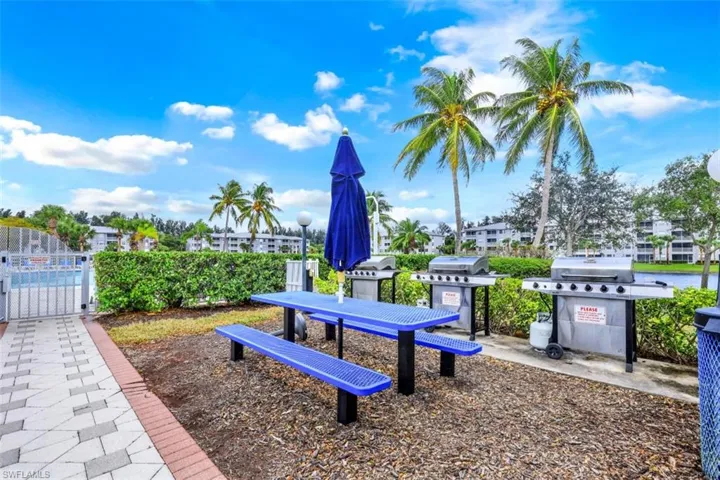 16645  Lake Circle  DR, Fort Myers, FL 33908