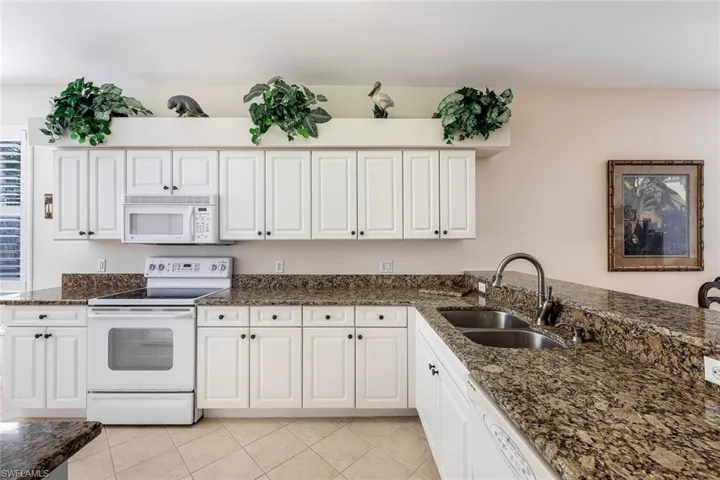 16645  Lake Circle  DR, Fort Myers, FL 33908