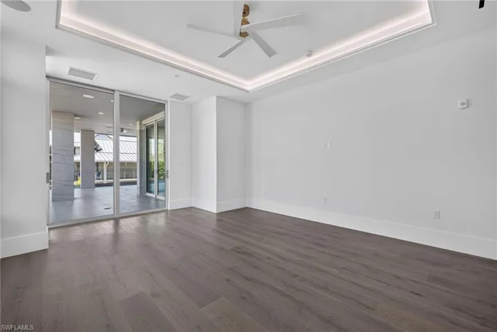 1165 8th St S #201, Naples, Florida 34102
