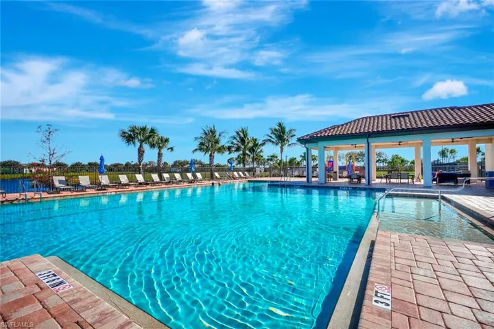 Community pool