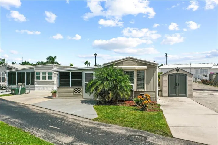 11641 Cardiff Dr, Fort Myers, Florida 33908
