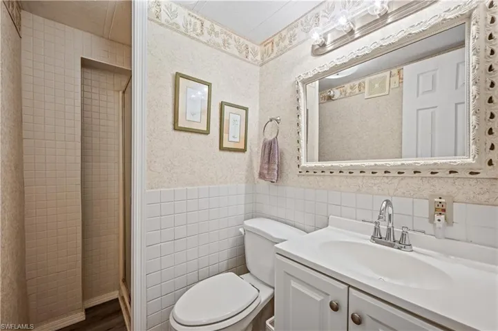 11641 Cardiff Dr, Fort Myers, Florida 33908