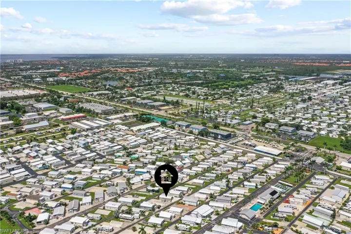 11641 Cardiff Dr, Fort Myers, Florida 33908