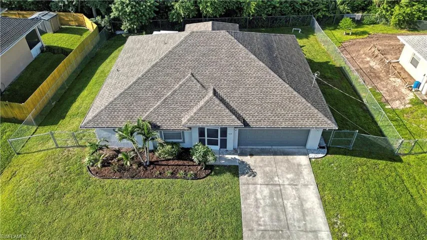 Brand new roof, beautiful curb appeal.