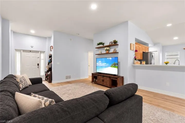 Vaulted ceiling with recessed lighting