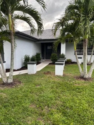 321  Greenwood  AVE, Lehigh Acres, FL 33936