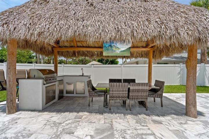 769  97th N AVE, Naples, FL 34108