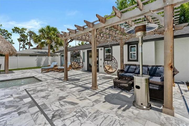 769  97th N AVE, Naples, FL 34108