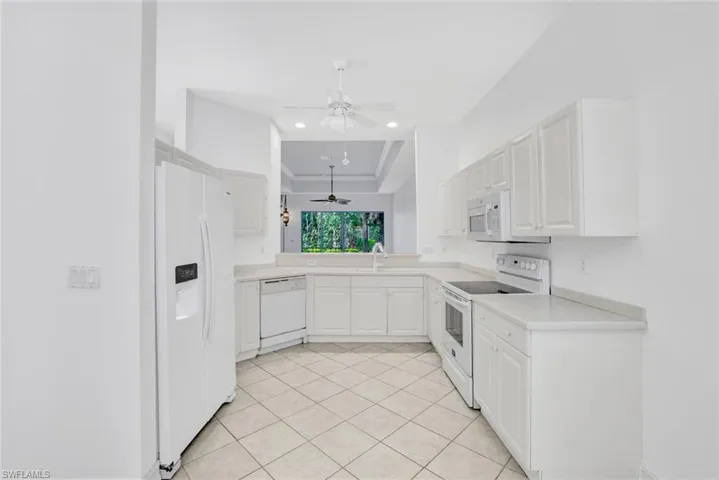 8206  Sanctuary  DR, Naples, FL 34104