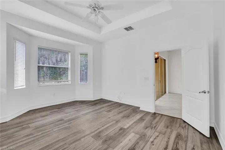 8206  Sanctuary  DR, Naples, FL 34104