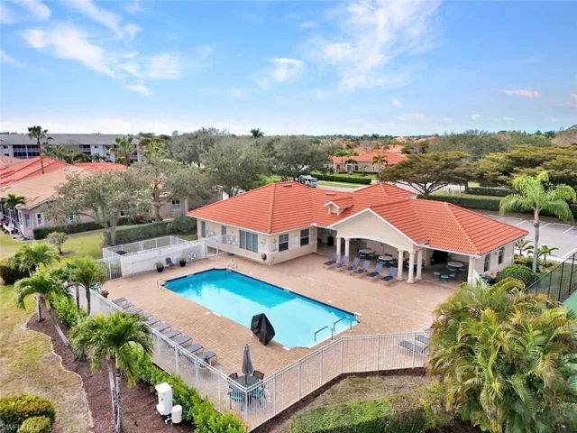 8206  Sanctuary  DR, Naples, FL 34104