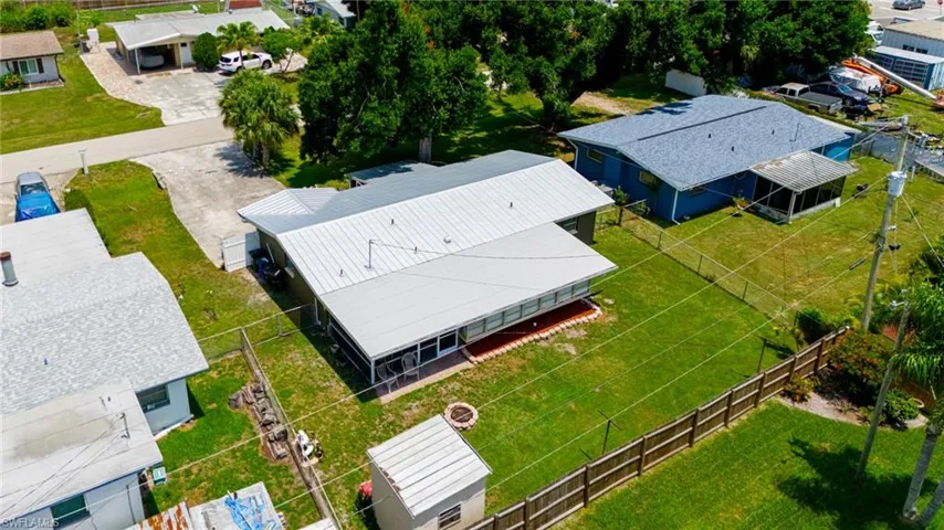 View of birds eye view of property