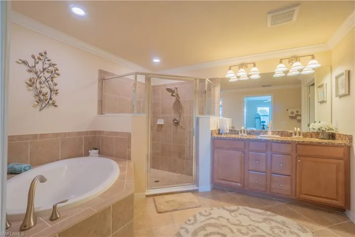 9497 Casoria Ct 101, Naples, Florida 34113