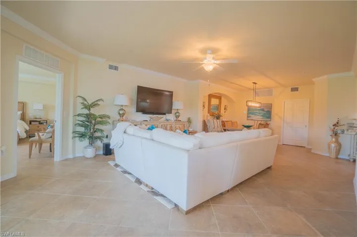 9497 Casoria Ct 101, Naples, Florida 34113