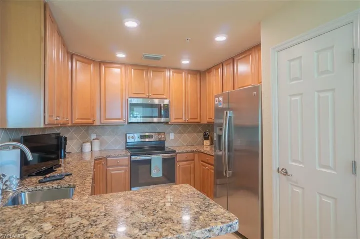 9497 Casoria Ct 101, Naples, Florida 34113