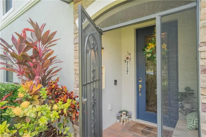 9497 Casoria Ct 101, Naples, Florida 34113