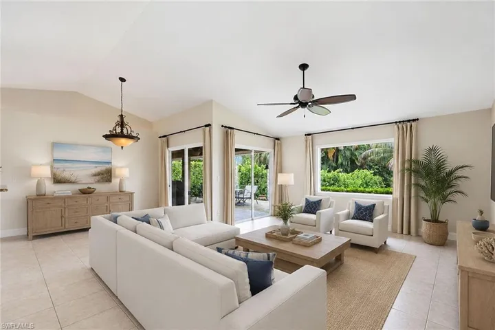 1073 Alhambra Cir, Naples, Florida 34103