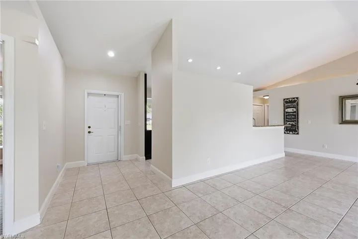 1073 Alhambra Cir, Naples, Florida 34103