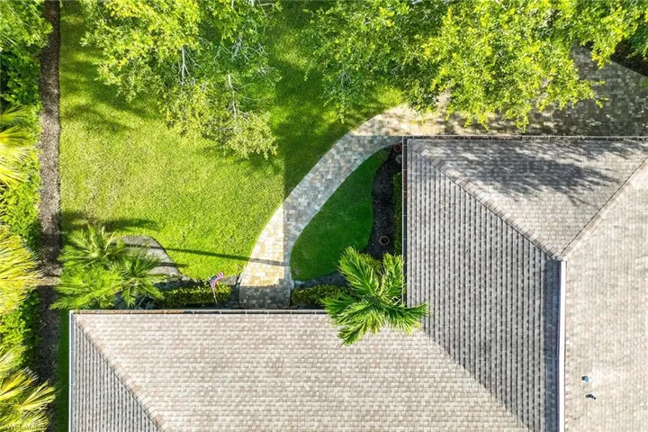 1073 Alhambra Cir, Naples, Florida 34103